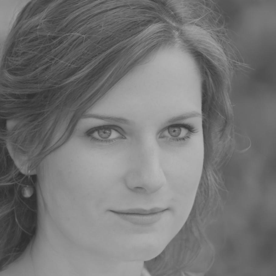 Instructor Sarah O'Sullivan